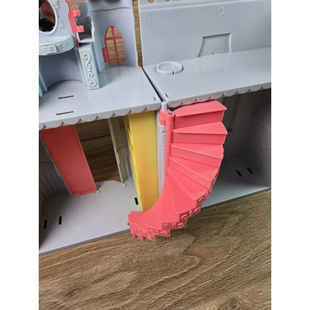 Barbie Mini Kingdom Magical Expandable Castle *Rare* AS IS**